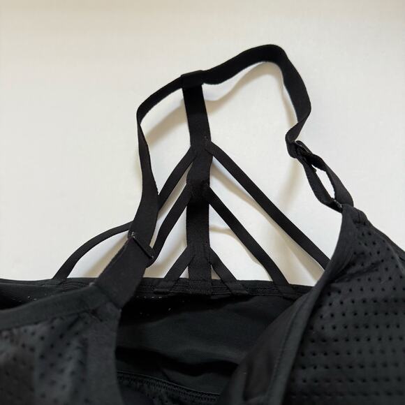 Lane Bryant LIVI Active Sports Bra Black Women’s Size 18 Strappy No Wire Comfort - Picture 5 of 13